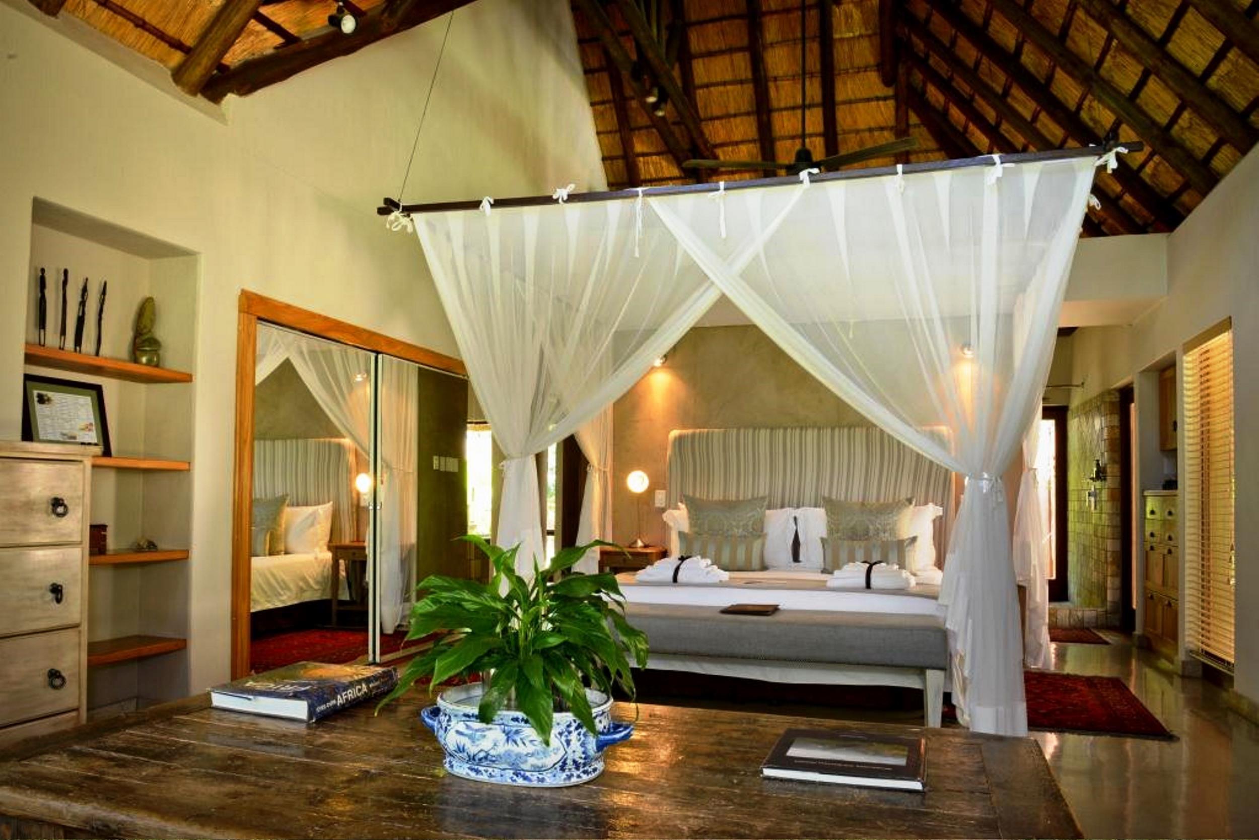 Khaya Ndlovu Safari Manor Villa Hoedspruit Exterior photo