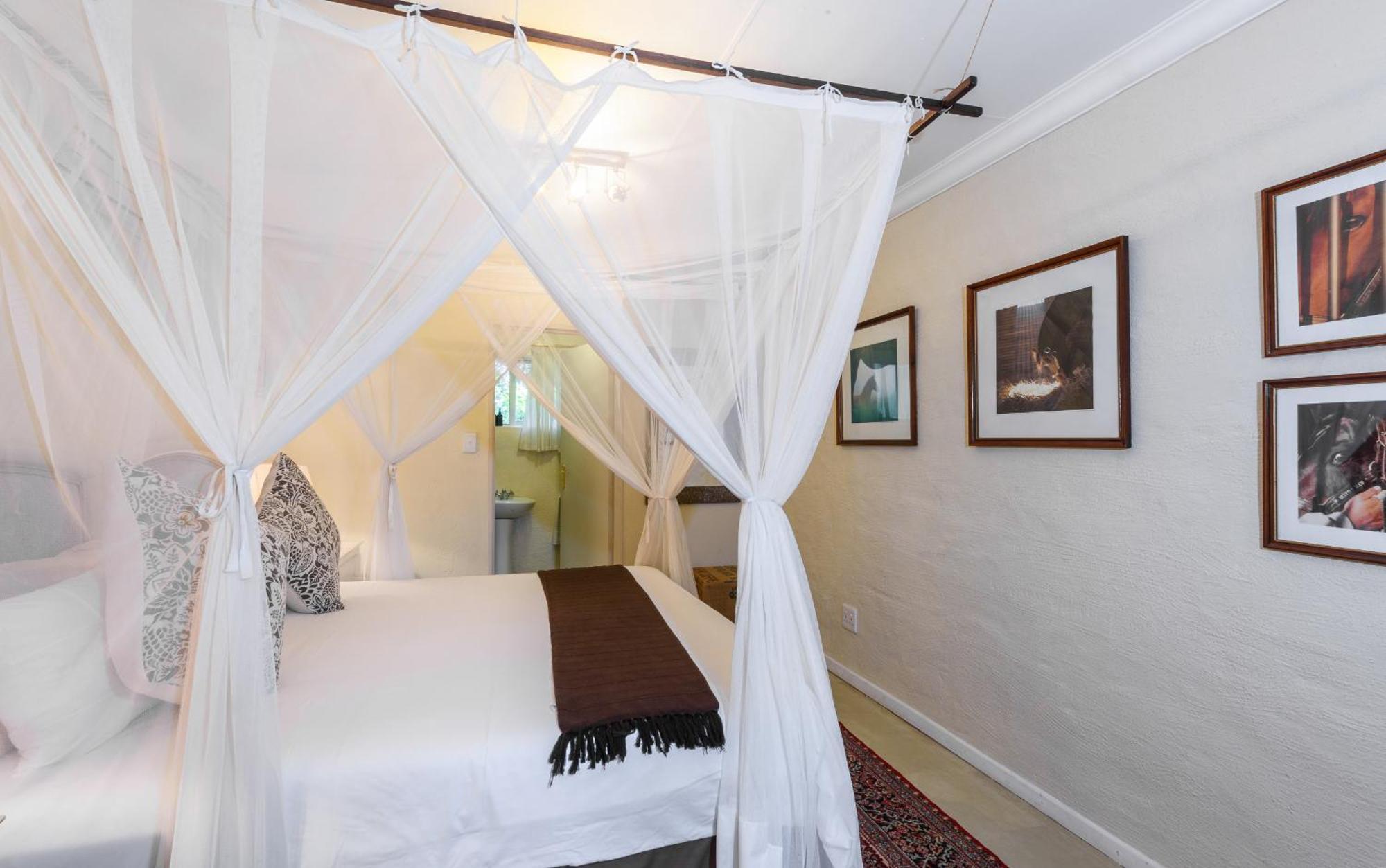 Khaya Ndlovu Safari Manor Villa Hoedspruit Room photo