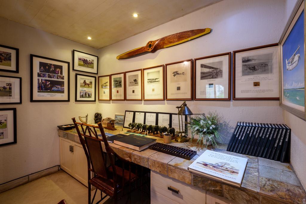 Khaya Ndlovu Safari Manor Villa Hoedspruit Exterior photo