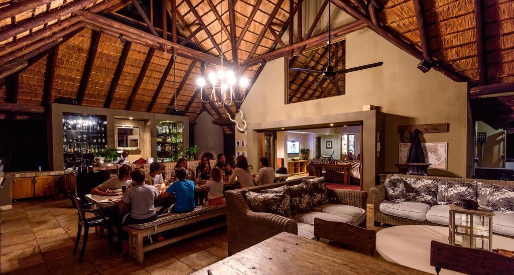 Khaya Ndlovu Safari Manor Villa Hoedspruit Exterior photo
